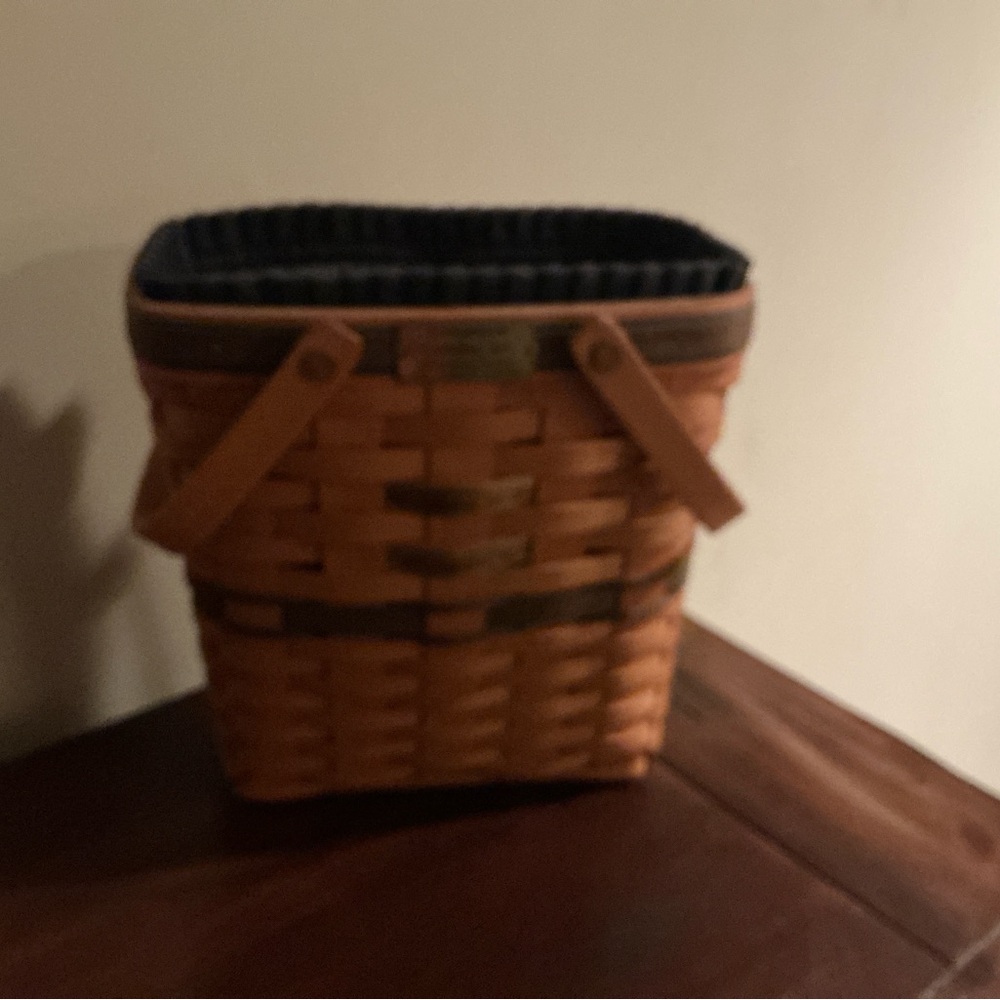 Longaberger Collectors Club Basket